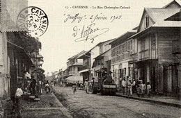 Cayenne. Rue Christophe Colomb