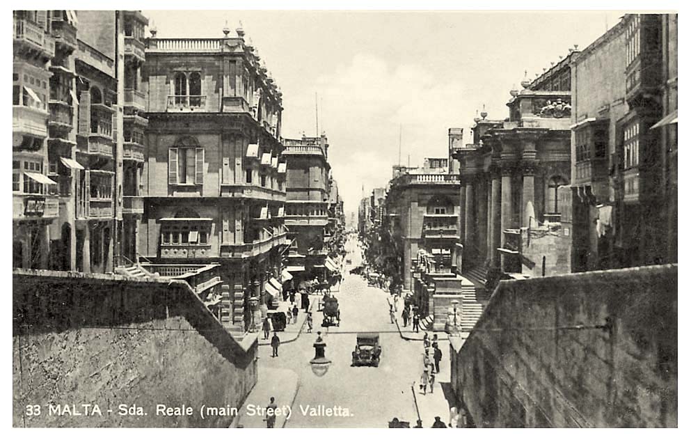 Valletta. Strada Reale (main street)