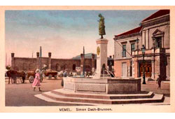 Klaipeda. Monument to Simon Dahu, poet, native of Memel