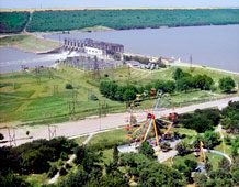 Dubossary. View of the city park and the Dubossary HPP, 1976