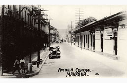 Managua. Avenida Central