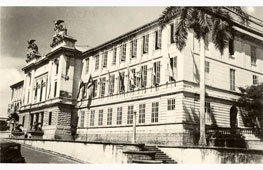 Panama City. National Institute