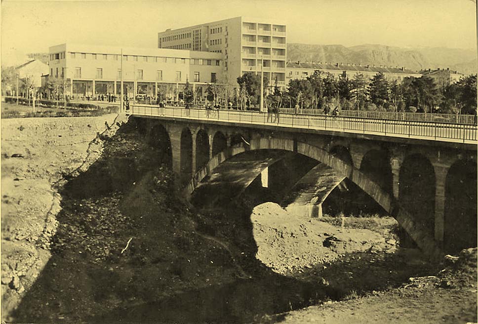 Podgorica. Panorama of bridge